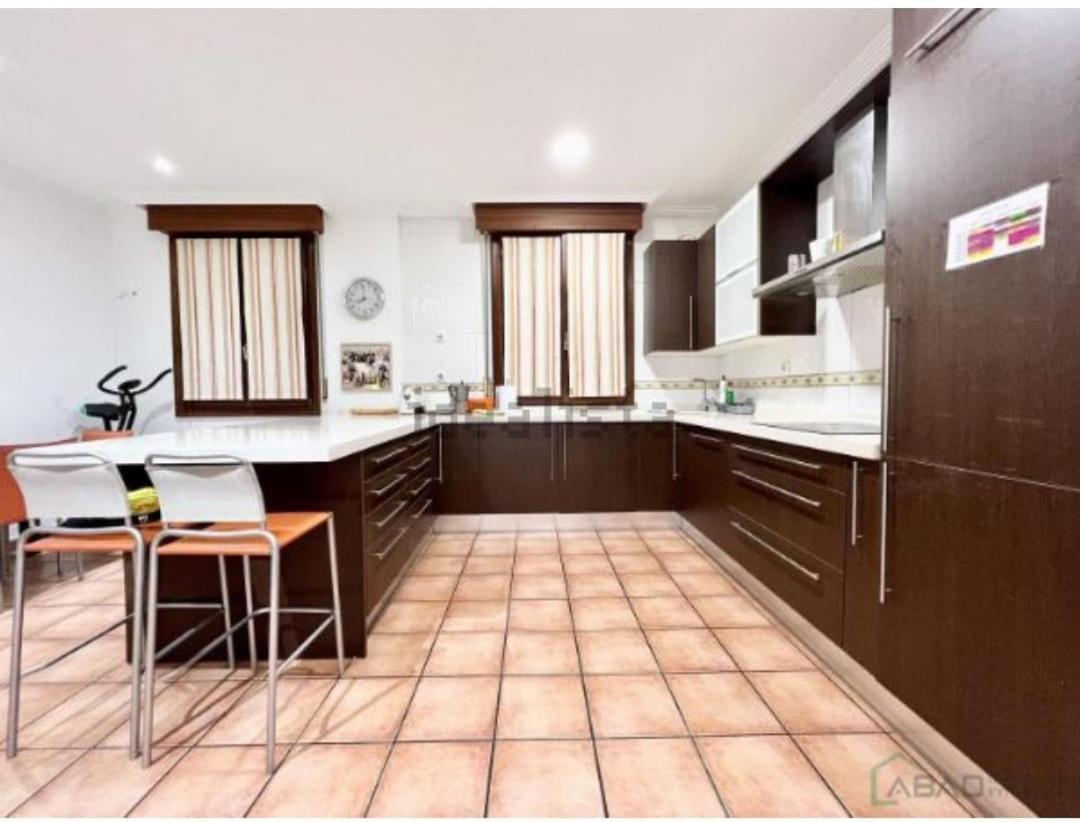 Santuchu Apartamento Elegante Con Wifi Bilbao Kültér fotó